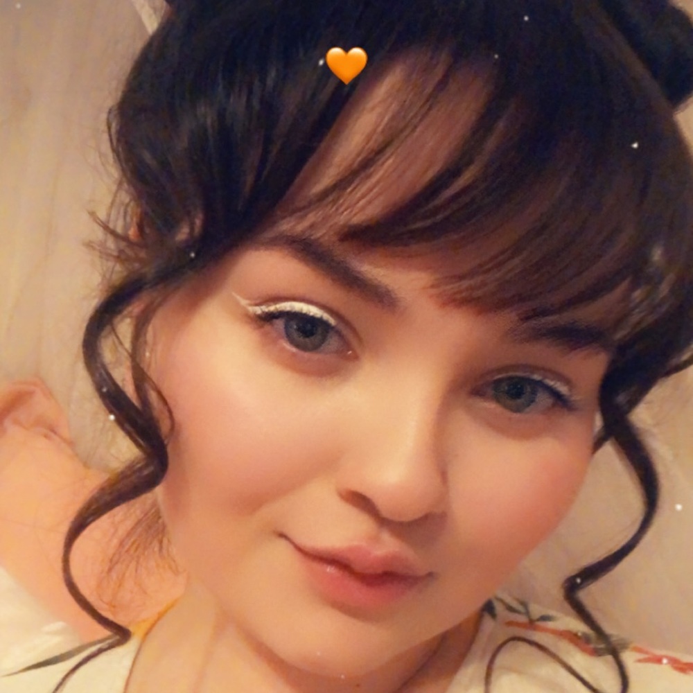 Meet your Posher, Celine